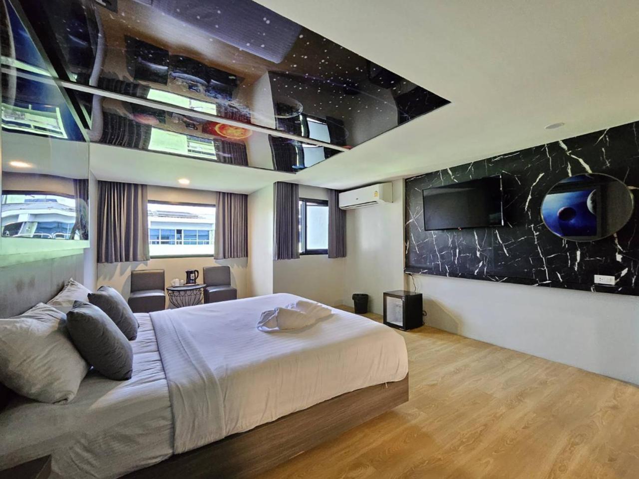 Oscar Palace Hotel & Wellness Center Ban Khlong Phruan Exterior foto